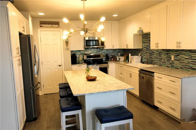 $295,000 | 1809 Hillcrest, Rockport, TX 78382