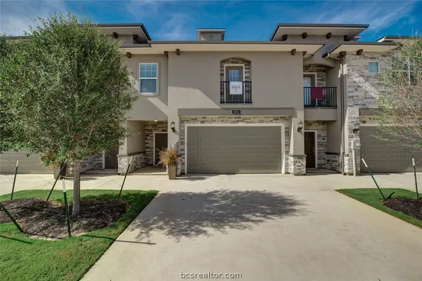 $344,000 | 3521 Summerway Drive, College Station, TX 77845