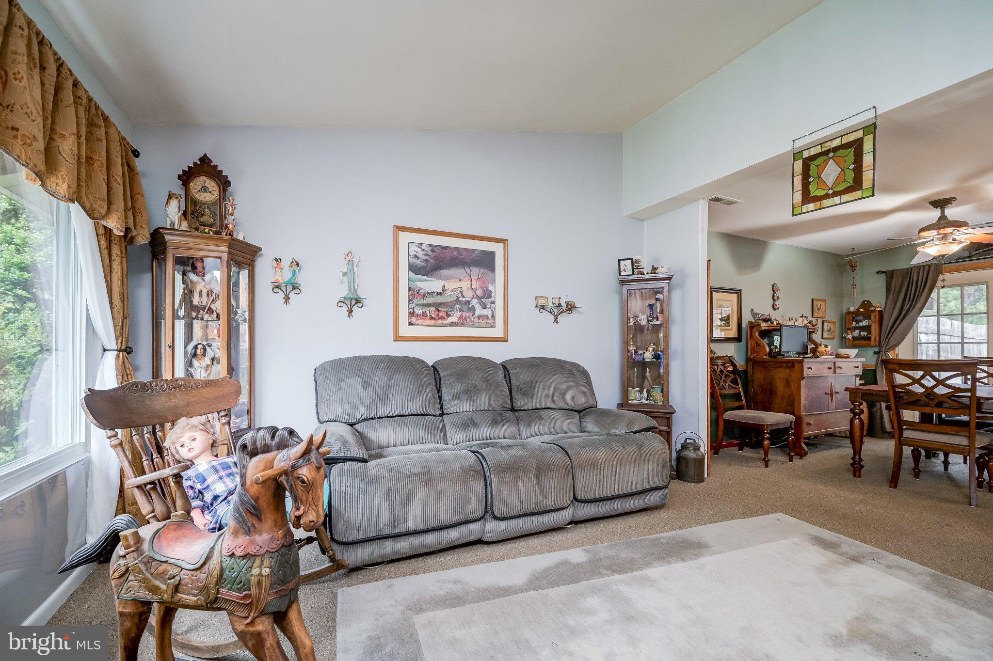 11 Aquarius Court Silver Spring, MD 20906 - Photo 40 of 49 Charming living space with character.