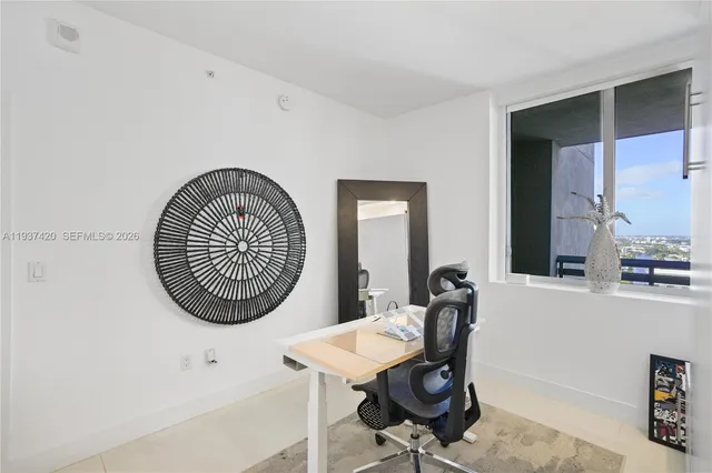 $4,500 | 16385 Biscayne Boulevard, Unit 2819, North Miami Beach, FL 33160