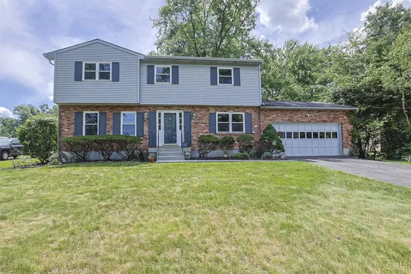$539,900 | 10639 Weil Road, Montgomery, OH 45249
