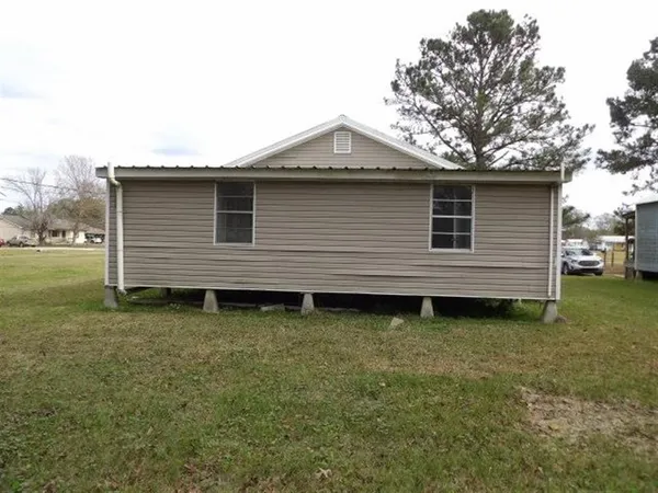 $34,900 | 208 Correze, Kinder, LA 70648