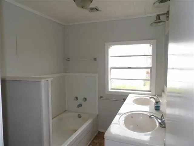 $34,900 | 208 Correze, Kinder, LA 70648