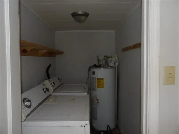 $34,900 | 208 Correze, Kinder, LA 70648