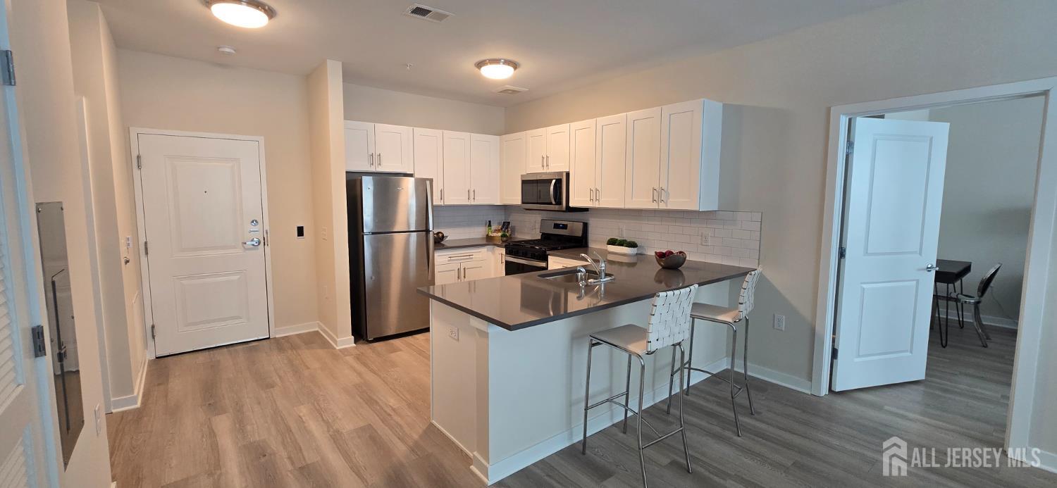 211 Henderson Road, Unit 2202 Monmouth Junction, NJ 08852 - Photo 1 of 27