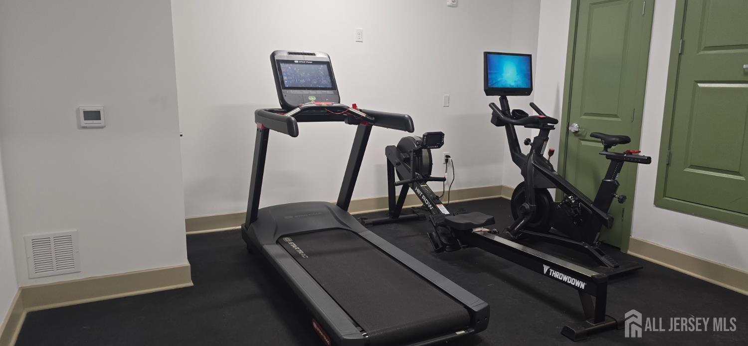 211 Henderson Road, Unit 2202 Monmouth Junction, NJ 08852 - Photo 7 of 27