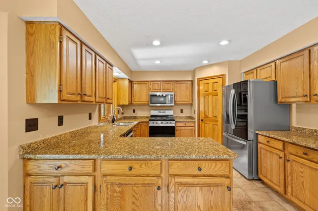 $475,000 | 6229 Catalpa Drive, Avon, IN 46123