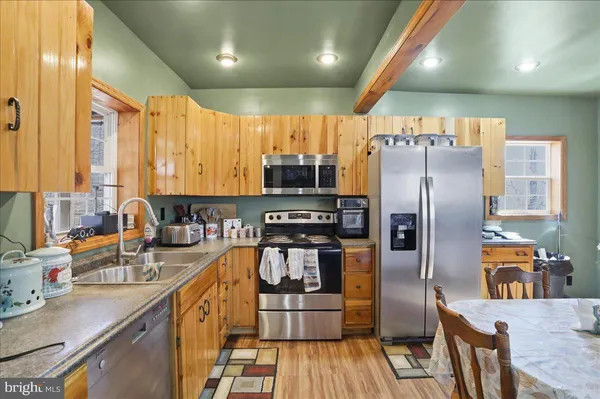 $260,000 | 12604 Longs Hollow Road Southeast, Cumberland, MD 21502