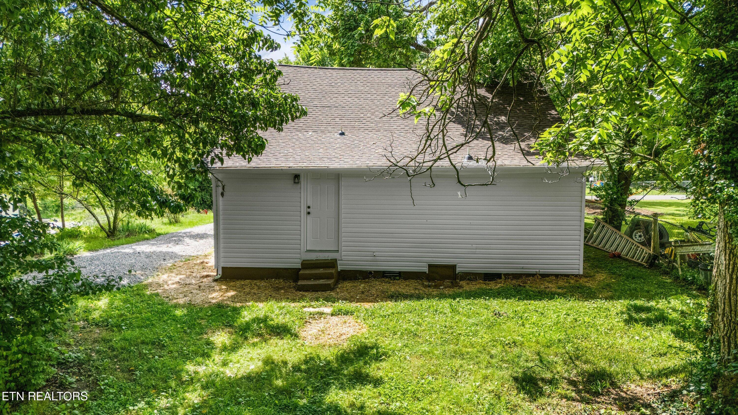 1609 Berry Road Knoxville, TN 37920 - Photo 28 of 34 28-1609 Berry Rd30-2