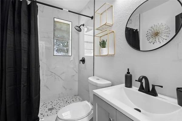 $340,000 | 2600 South Crystal Lake Drive, Orlando, FL 32806