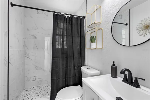 $340,000 | 2600 South Crystal Lake Drive, Orlando, FL 32806