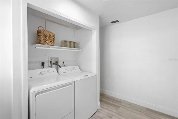 $340,000 | 2600 South Crystal Lake Drive, Orlando, FL 32806