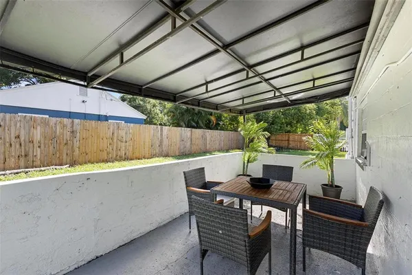 $340,000 | 2600 South Crystal Lake Drive, Orlando, FL 32806