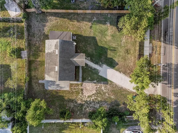 $340,000 | 2600 South Crystal Lake Drive, Orlando, FL 32806