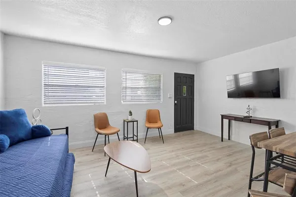 $340,000 | 2600 South Crystal Lake Drive, Orlando, FL 32806