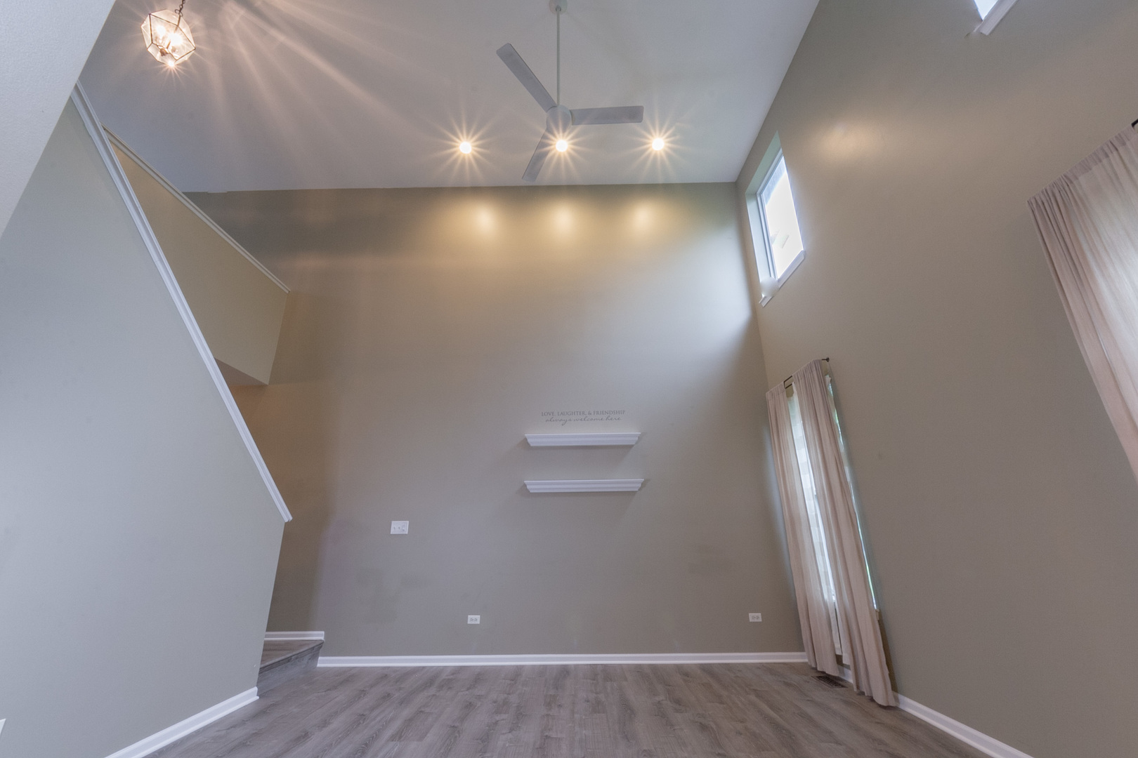 403 Littleton Trail Elgin, IL 60120 - Photo 5 of 26