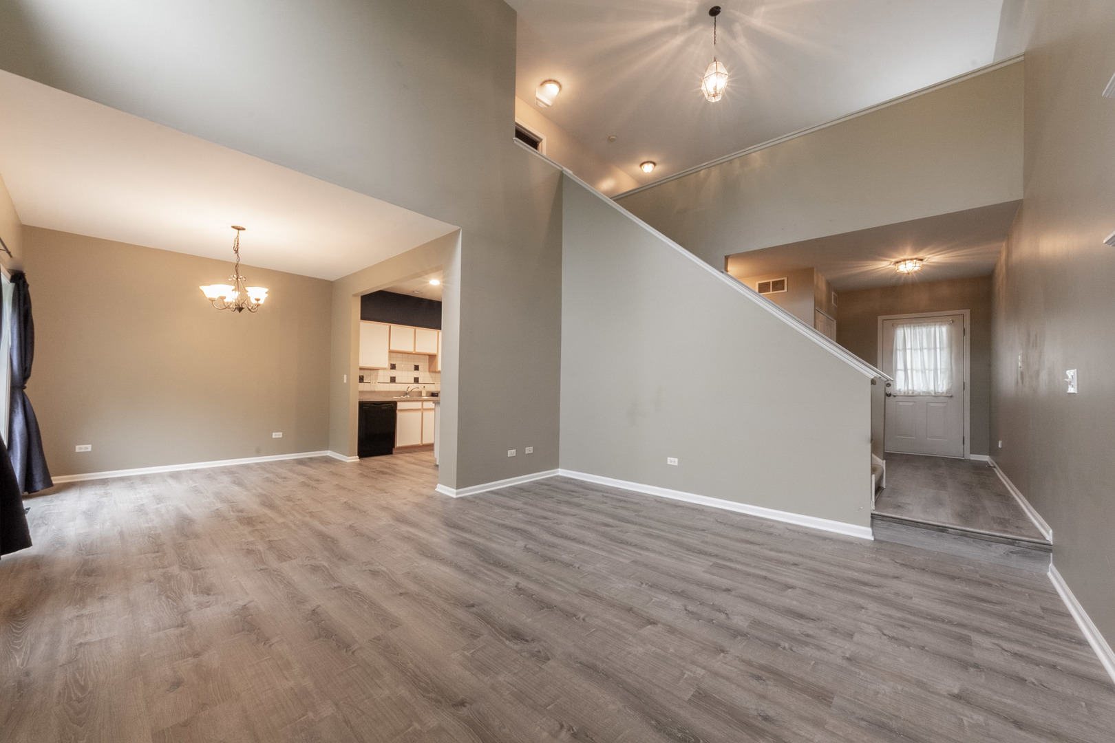 403 Littleton Trail Elgin, IL 60120 - Photo 7 of 26