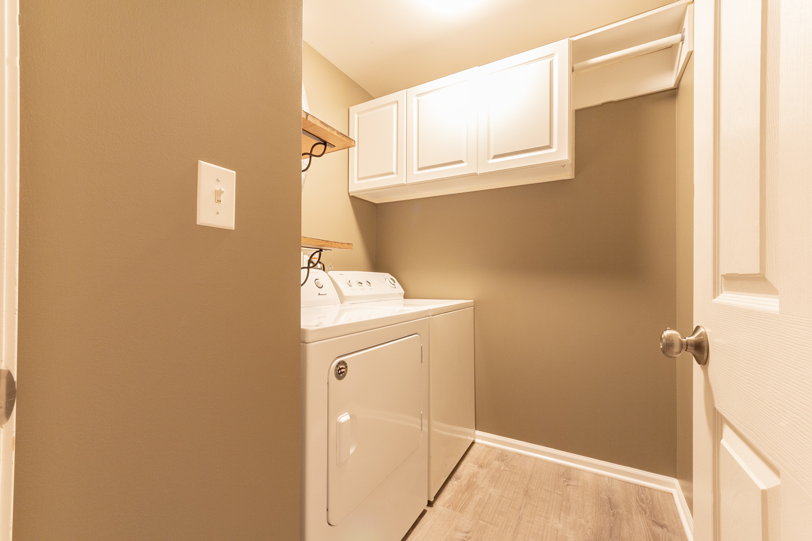 403 Littleton Trail Elgin, IL 60120 - Photo 10 of 26
