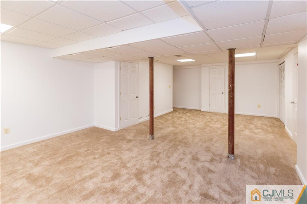 987 Cox Road North Brunswick, NJ 08902 - Photo 24 of 25