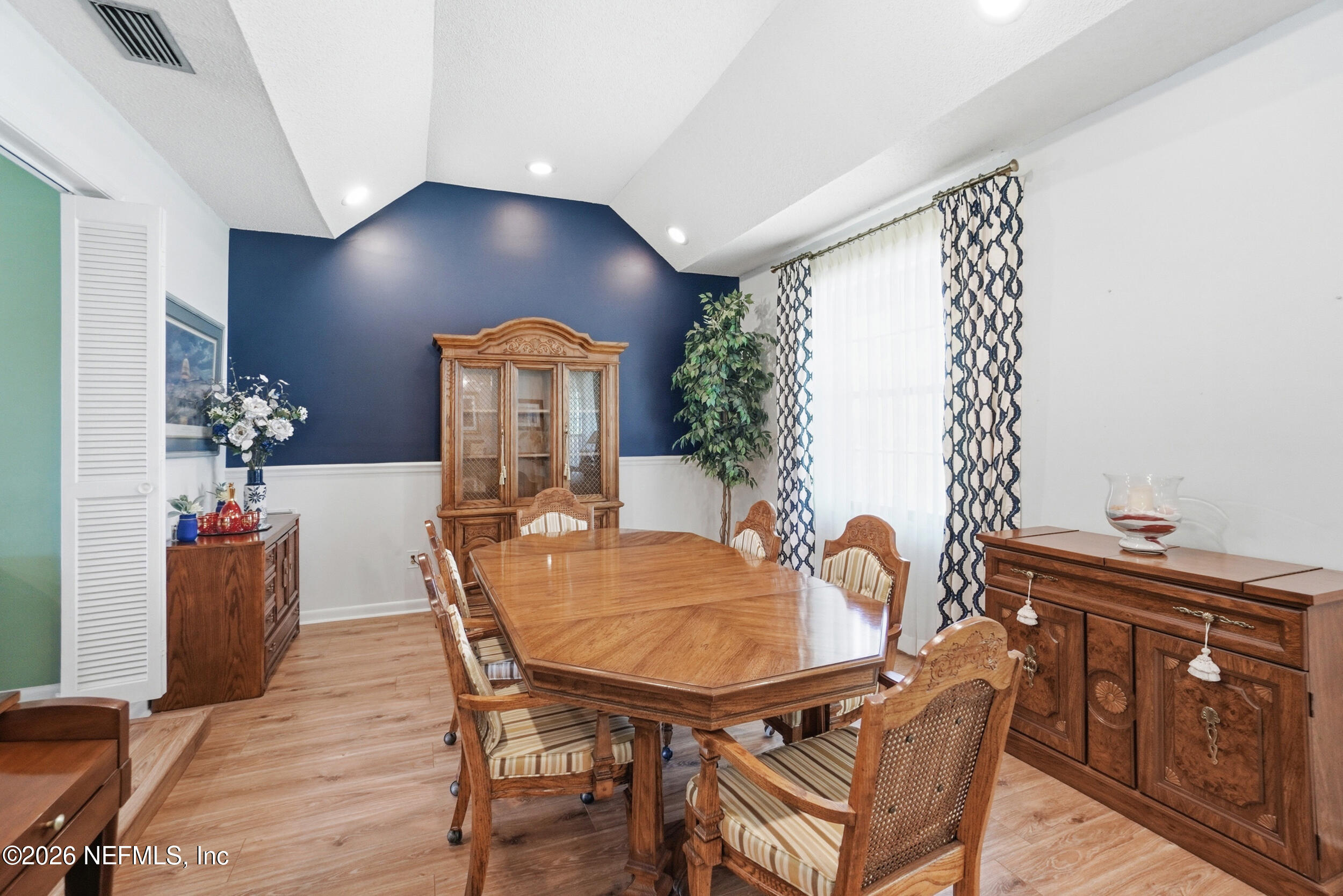 10702 Crosswicks Road Jacksonville, FL 32256 - Photo 6 of 82 Formal Dining Space