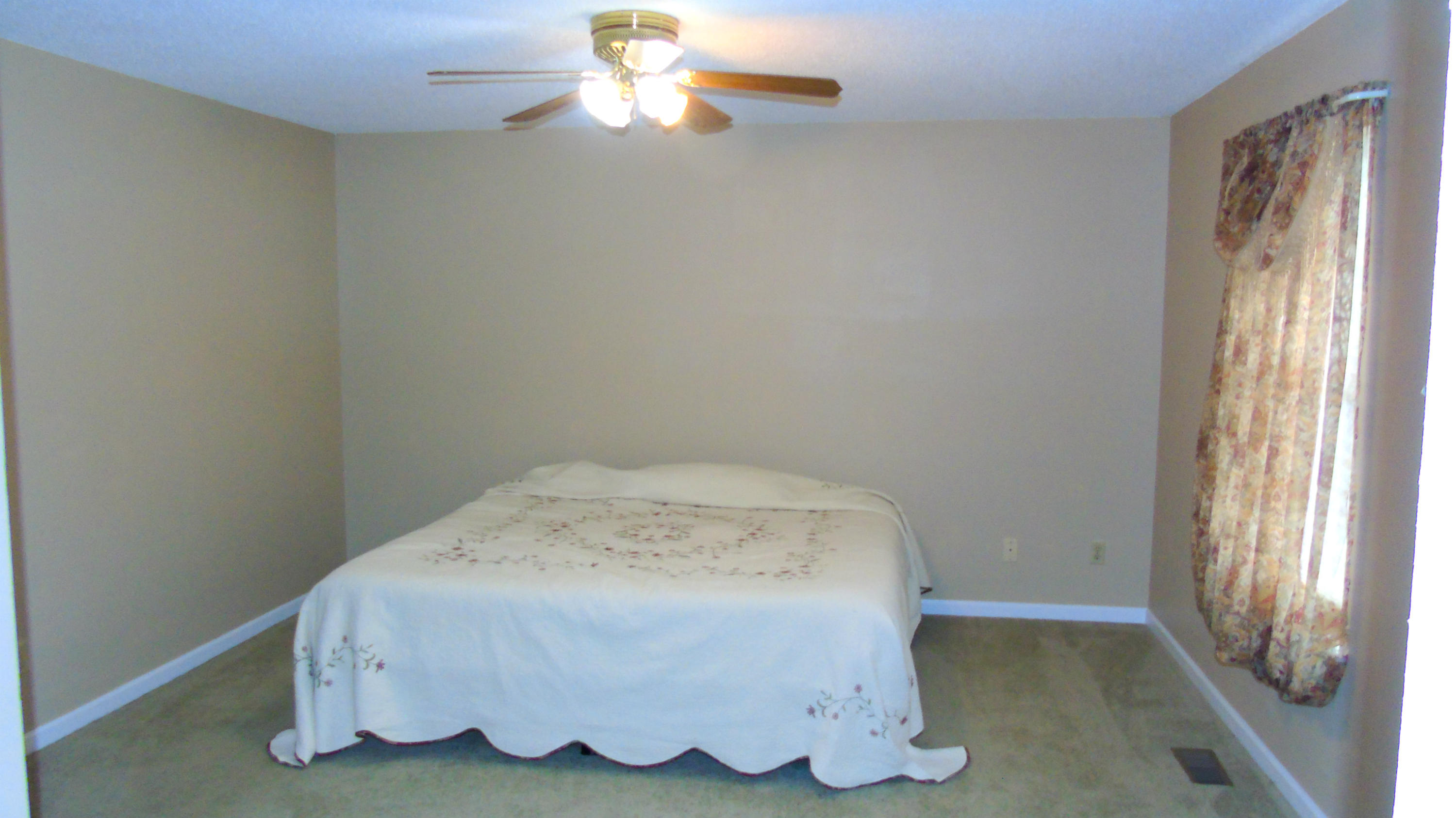 95 Cummings Road Ringgold, GA 30736 - Photo 22 of 28 Master bedroom