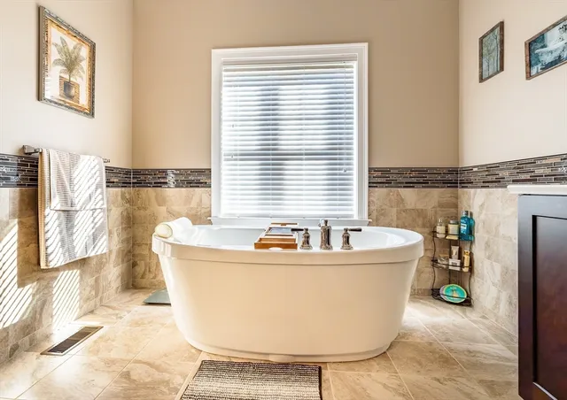 $965,000 | 95 Winslow Way, Swansea, MA 02777