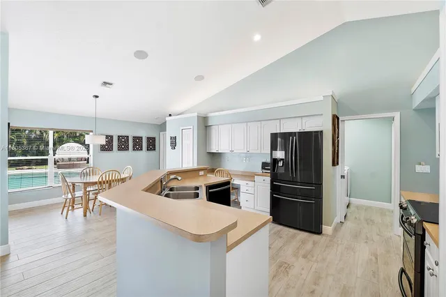 $1,075,000 | 16783 92nd Lane North, Loxahatchee, FL 33470