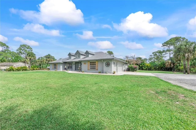 $1,075,000 | 16783 92nd Lane North, Loxahatchee, FL 33470