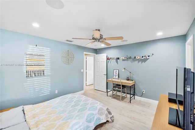 $1,075,000 | 16783 92nd Lane North, Loxahatchee, FL 33470