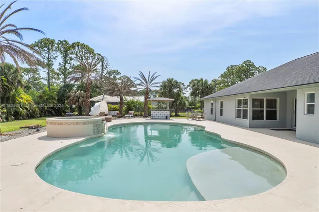 $1,075,000 | 16783 92nd Lane North, Loxahatchee, FL 33470