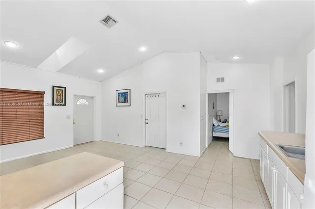 $1,075,000 | 16783 92nd Lane North, Loxahatchee, FL 33470