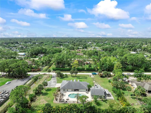 $1,075,000 | 16783 92nd Lane North, Loxahatchee, FL 33470