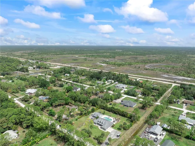 $1,075,000 | 16783 92nd Lane North, Loxahatchee, FL 33470