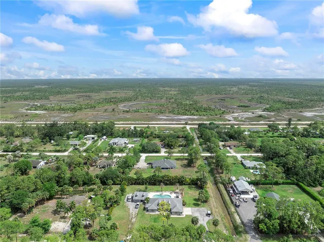 $1,075,000 | 16783 92nd Lane North, Loxahatchee, FL 33470
