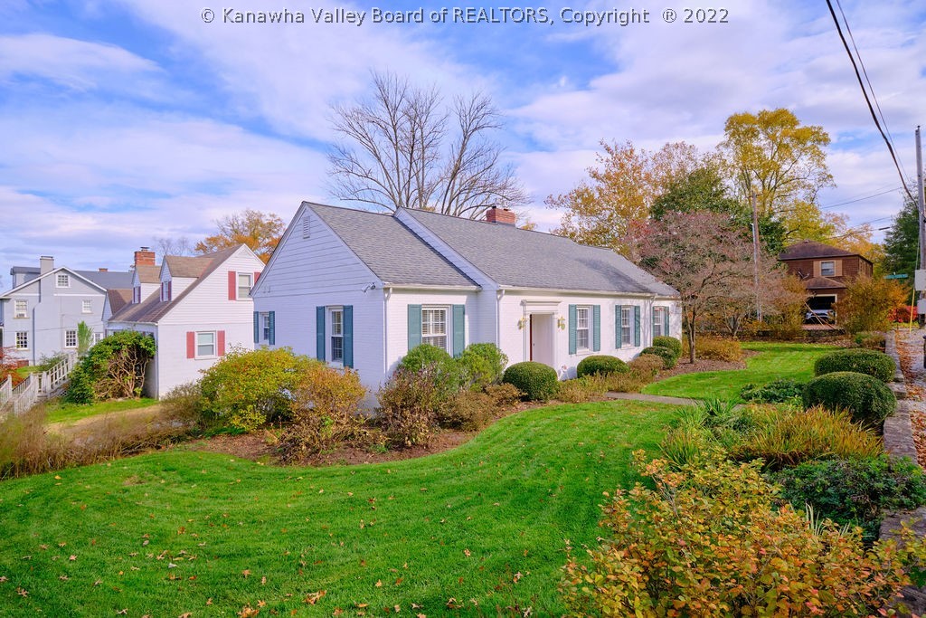 740 Myrtle Road Charleston, WV 25314 - Photo 2 of 30 Gallery Image 2