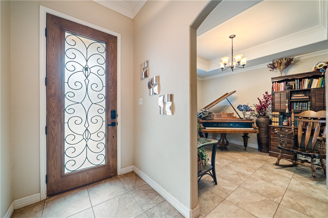 2602 Retta Drive Corpus Christi, TX 78418 - Photo 5 of 32 a view of a room with music instruments