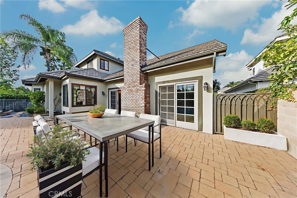 2 Linda Rae Way Arcadia, CA 91006 - Photo 10 of 63 a view of a house with backyard and porch