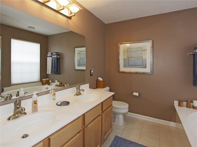 9052 Rider Drive Fishers, IN 46038 - Photo 12 of 19 Gallery Image 12