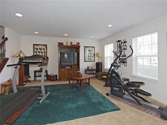 9052 Rider Drive Fishers, IN 46038 - Photo 16 of 19 Gallery Image 16