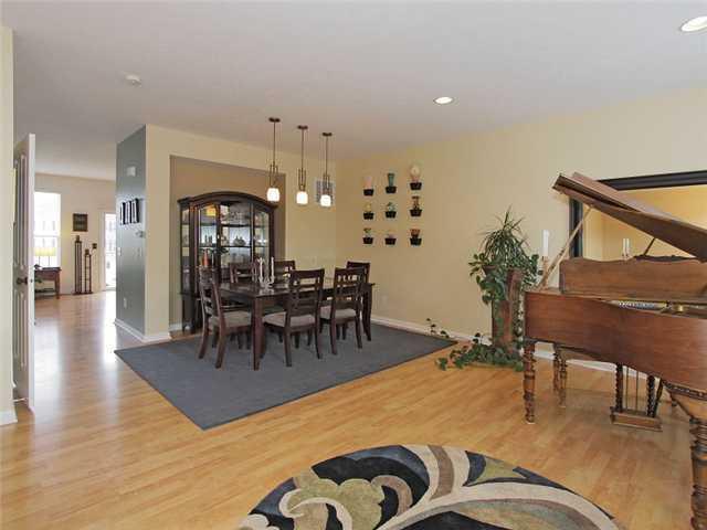 9052 Rider Drive Fishers, IN 46038 - Photo 4 of 19 Gallery Image 4