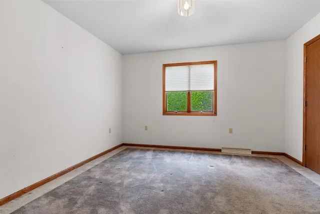 $279,900 | 217 Hancock Drive, Orangeville, IL 61060