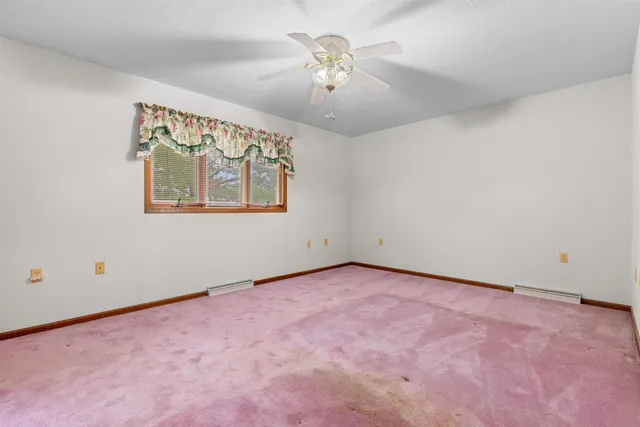 $279,900 | 217 Hancock Drive, Orangeville, IL 61060