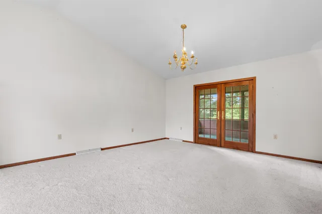 $279,900 | 217 Hancock Drive, Orangeville, IL 61060