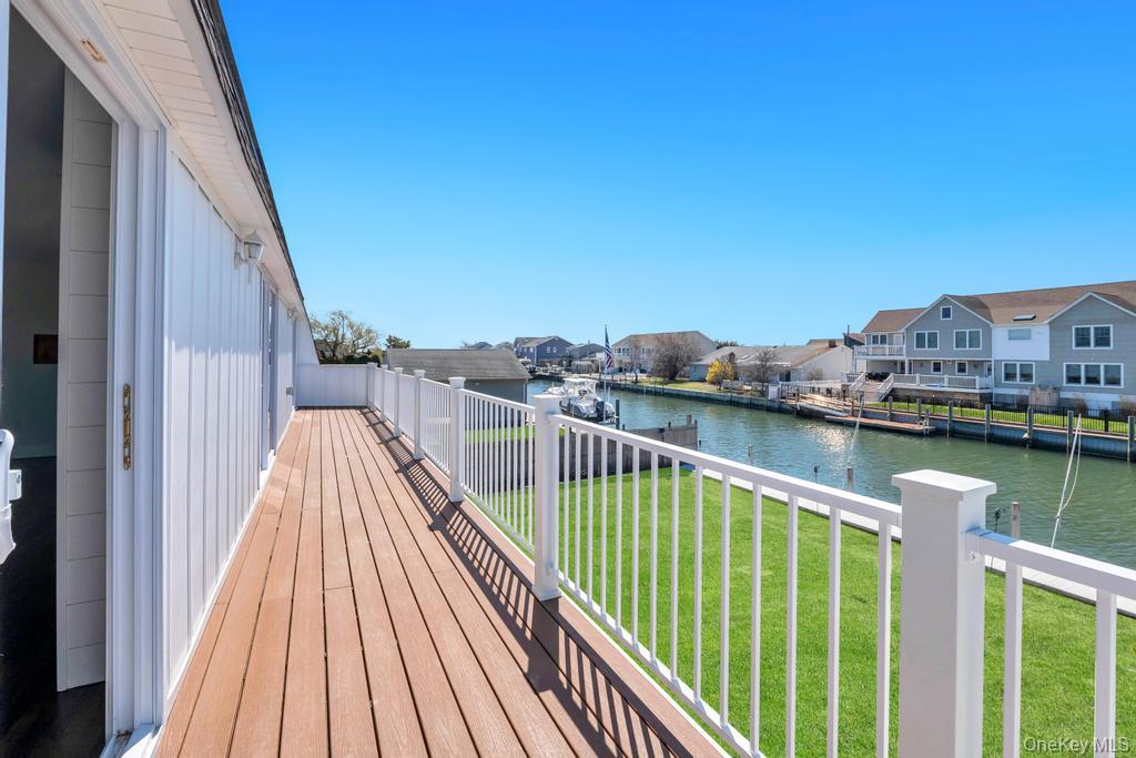 66 Lighthouse Road Babylon, NY 11702 - Photo 23 of 30