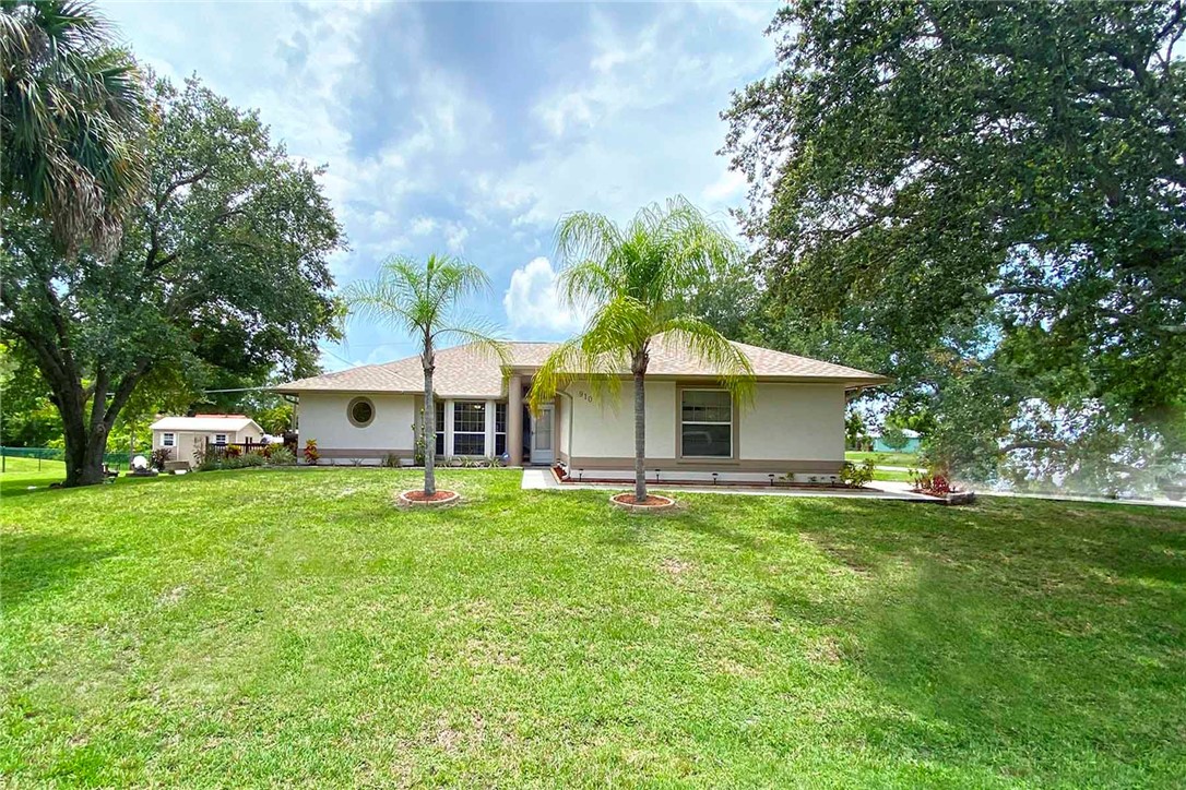 910 Roseland Road Sebastian, FL 32958 - Photo 2 of 36 Gallery Image 2