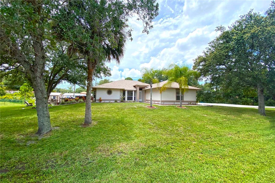 910 Roseland Road Sebastian, FL 32958 - Photo 33 of 36 Gallery Image 33