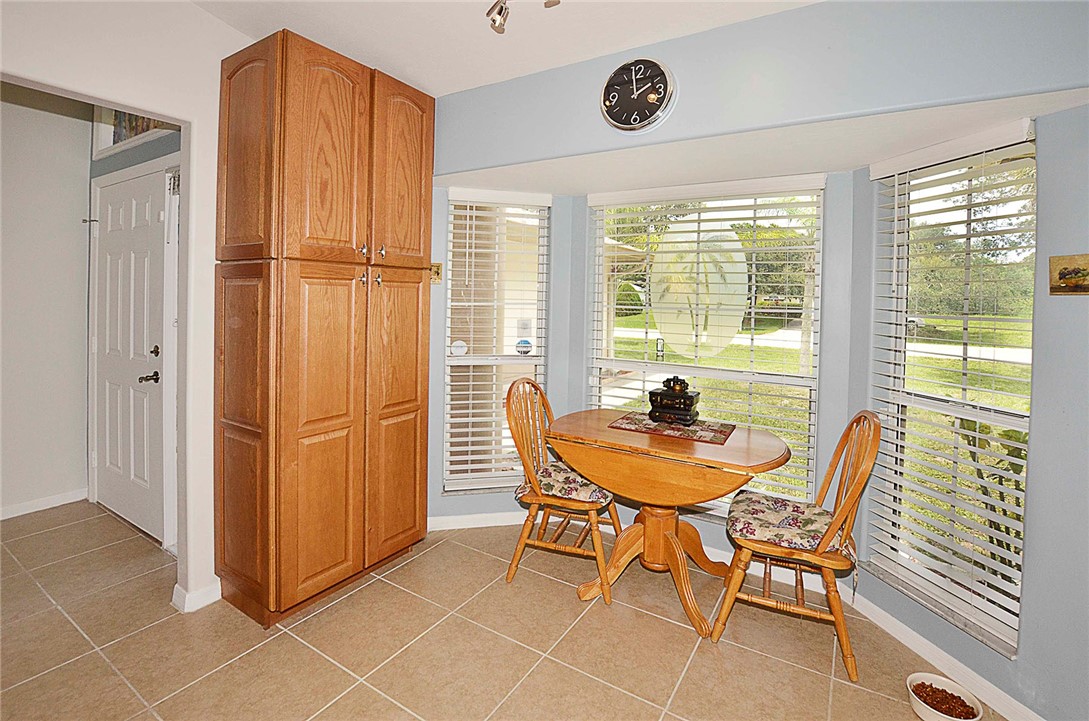 910 Roseland Road Sebastian, FL 32958 - Photo 10 of 36 Gallery Image 10