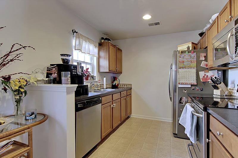 129 Malibu Road Summerville, SC 29483 - Photo 14 of 29 IMG_6608_IMG_6614-copy