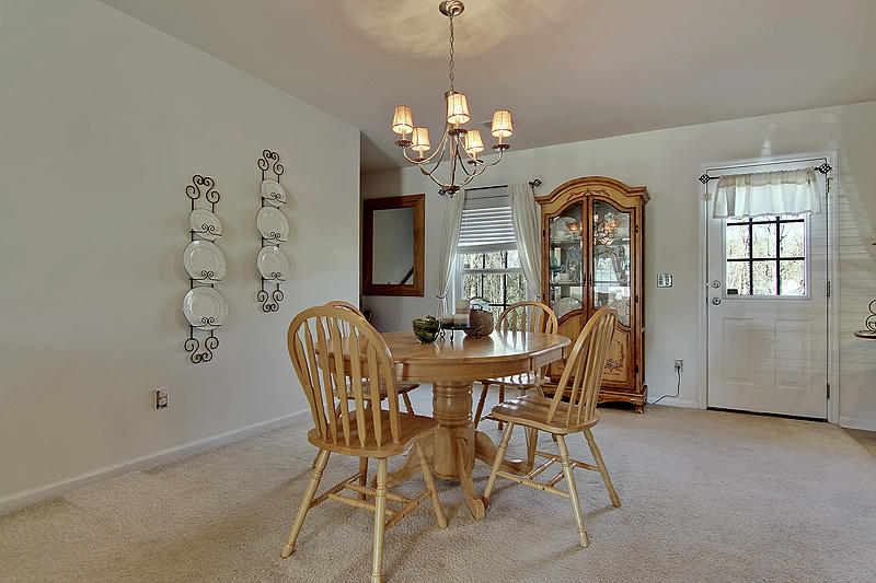129 Malibu Road Summerville, SC 29483 - Photo 10 of 29 IMG_6563_IMG_6569-copy