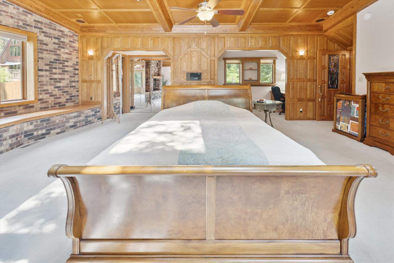 3685 Stone Road Northeast Solon, IA 52333 - Photo 21 of 63 Gallery Image 21